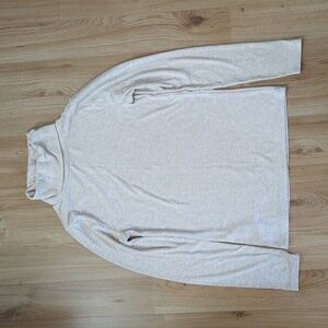 Ribbed long sleeve turtleneck